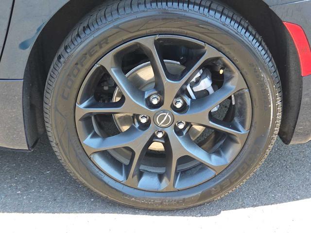 2025 Chrysler Pacifica - $30,835