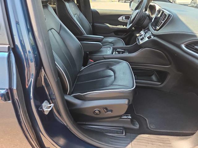 2025 Chrysler Pacifica - $30,835