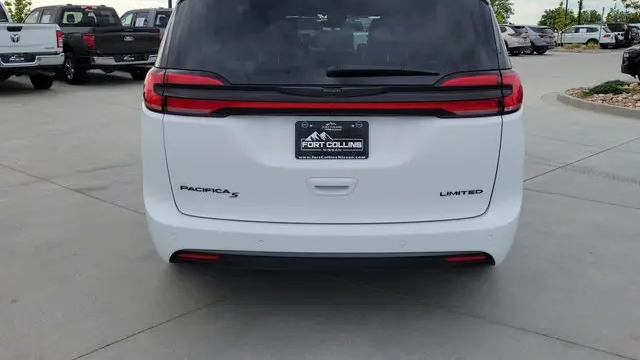 2025 Chrysler Pacifica Limited