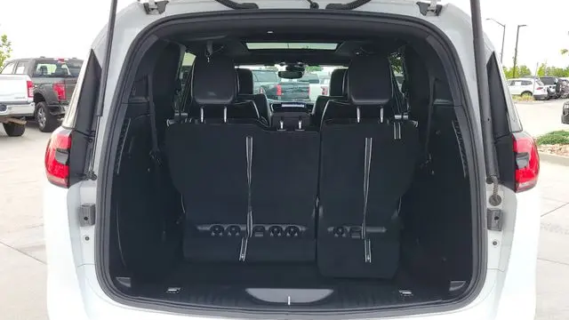 2025 Chrysler Pacifica Limited