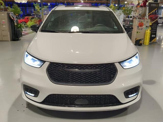 2025 Chrysler Pacifica - $29,910