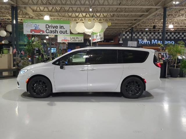 2025 Chrysler Pacifica - $29,910