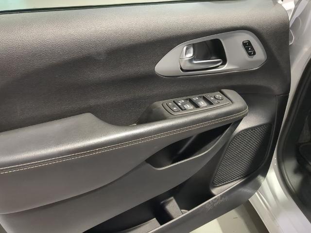 2025 Chrysler Pacifica - $29,910
