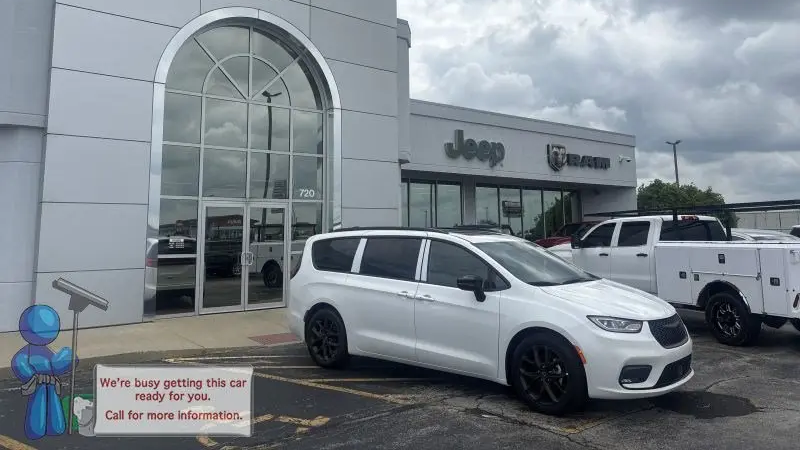 Preowned 2025 Chrysler Pacifica Limited for Sale