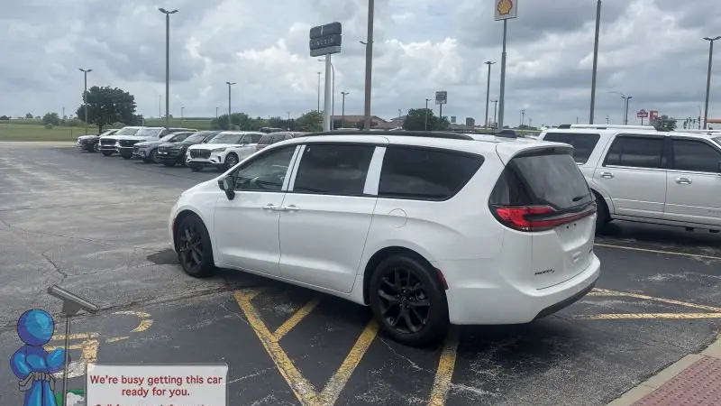2025 Chrysler Pacifica Limited
