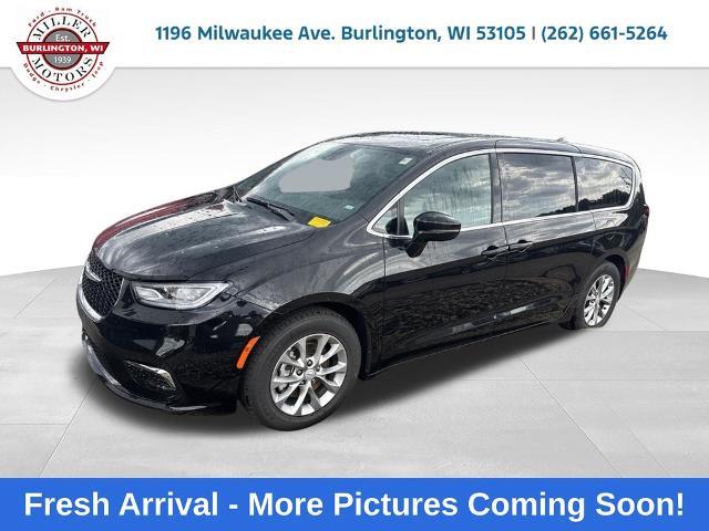 2026 Chrysler Pacifica - $34,605