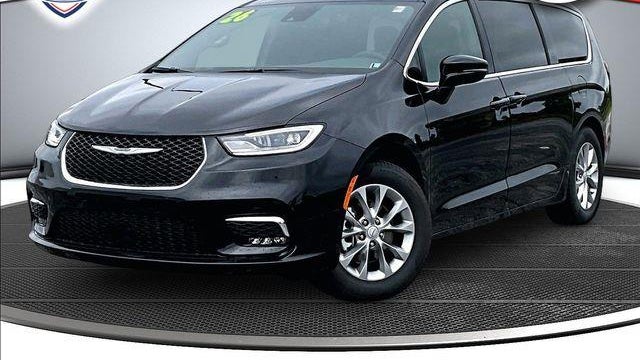 Preowned 2026 Chrysler Pacifica Limited for Sale