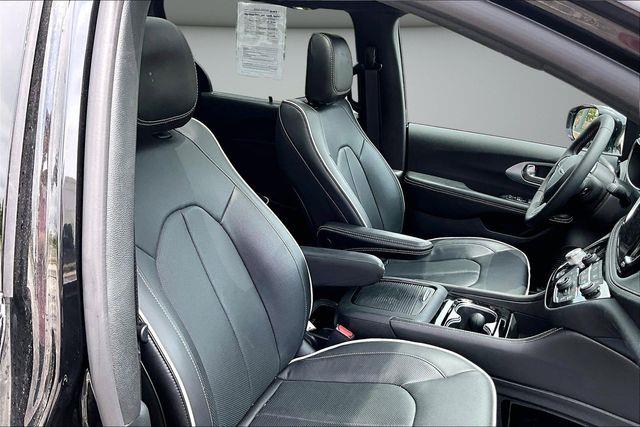 2026 Chrysler Pacifica - $35,900