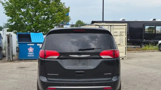 2018 Chrysler Pacifica Limited