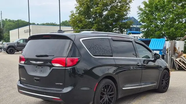 2018 Chrysler Pacifica Limited