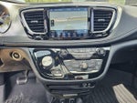 2019 Pacifica Thumbnail 18
