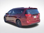2019 Pacifica Thumbnail 10