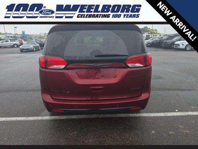 2019 Chrysler Pacifica - $17,750