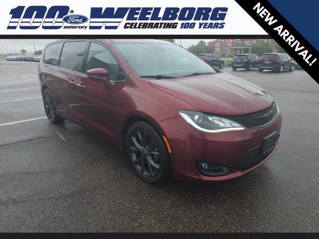 2019 Chrysler Pacifica - $17,750