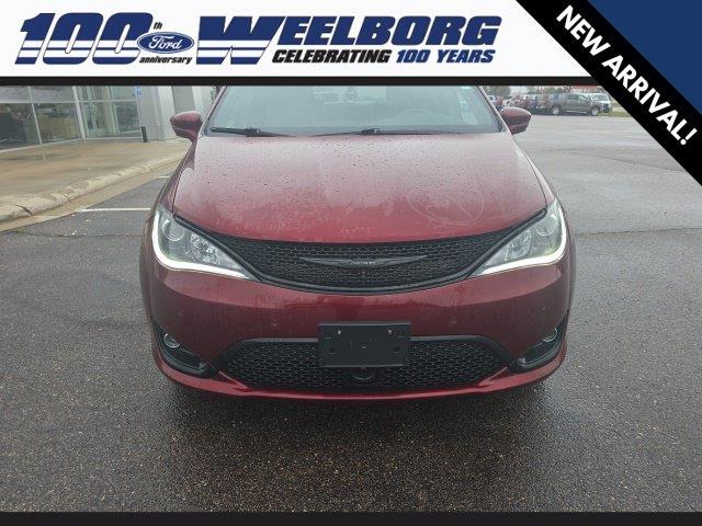 2019 Chrysler Pacifica - $17,750