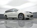 2020 Pacifica Thumbnail 48