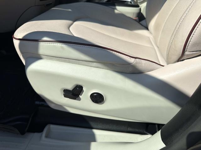 2020 Chrysler Pacifica - $12,880