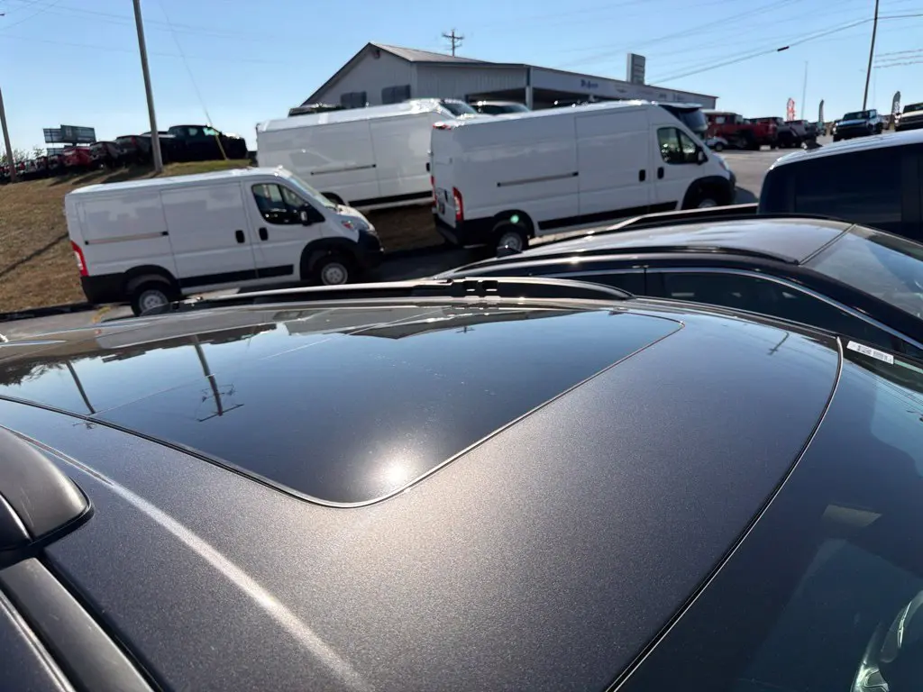 2022 Chrysler Pacifica - $18,988