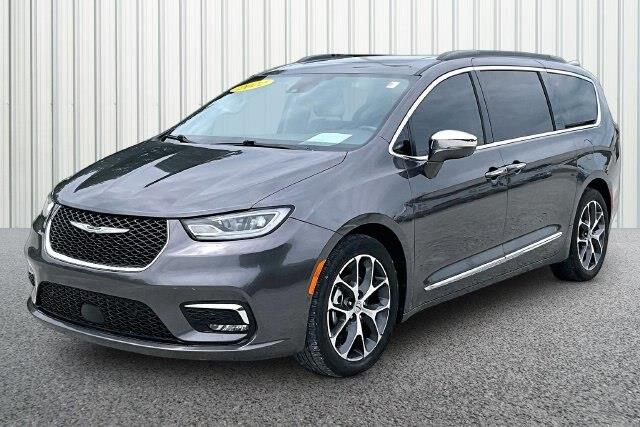 2022 Chrysler Pacifica - $19,861