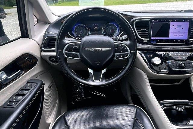 2022 Chrysler Pacifica - $19,861