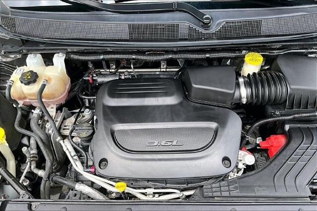 2022 Chrysler Pacifica - $19,861