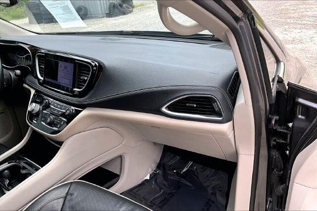 2022 Chrysler Pacifica - $19,861