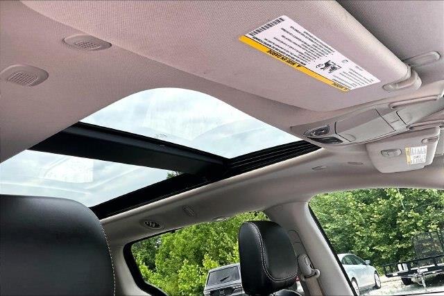 2022 Chrysler Pacifica - $19,861