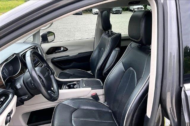 2022 Chrysler Pacifica - $19,861