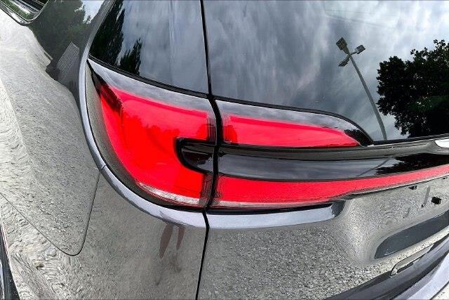 2022 Chrysler Pacifica - $19,861