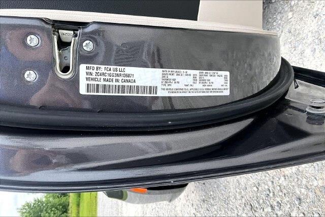 2022 Chrysler Pacifica - $19,861