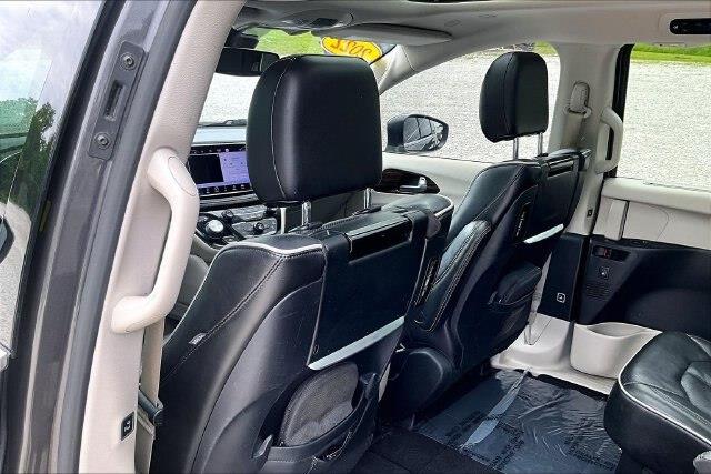 2022 Chrysler Pacifica - $19,861