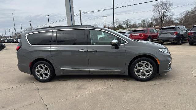 2023 Chrysler Pacifica Limited