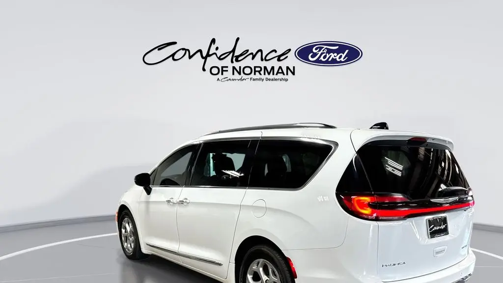 2023 Chrysler Pacifica Limited