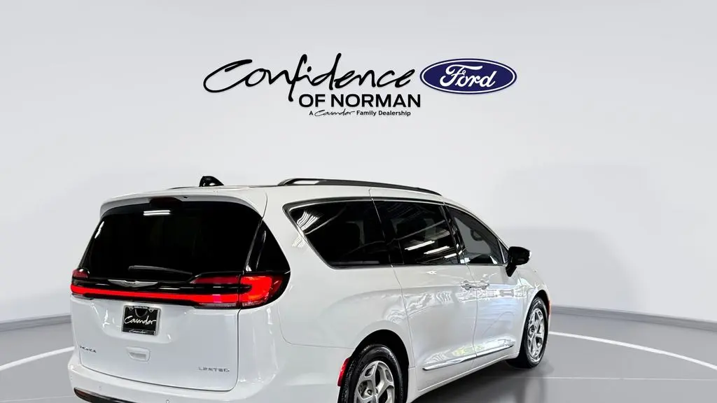2023 Chrysler Pacifica Limited