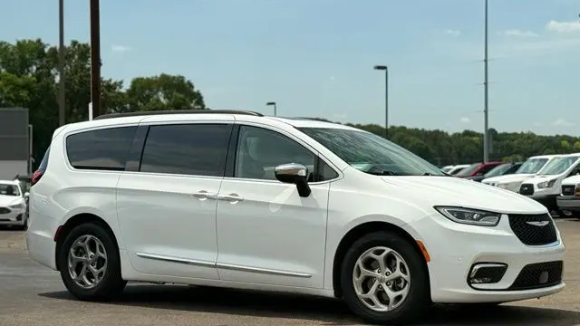 2023 Chrysler Pacifica Limited