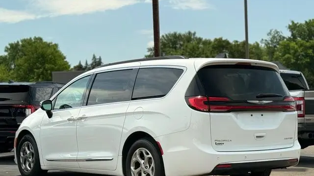 2023 Chrysler Pacifica Limited