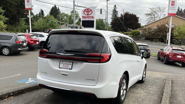 2024 Chrysler Pacifica Limited