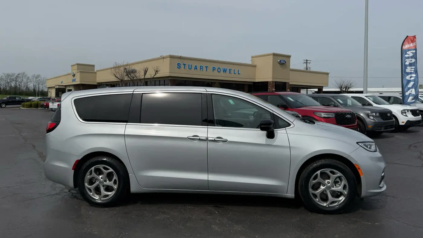 2024 Chrysler Pacifica Limited