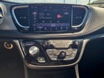 2025 Pacifica Thumbnail 16