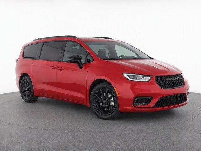 2025 Chrysler Pacifica - $38,269