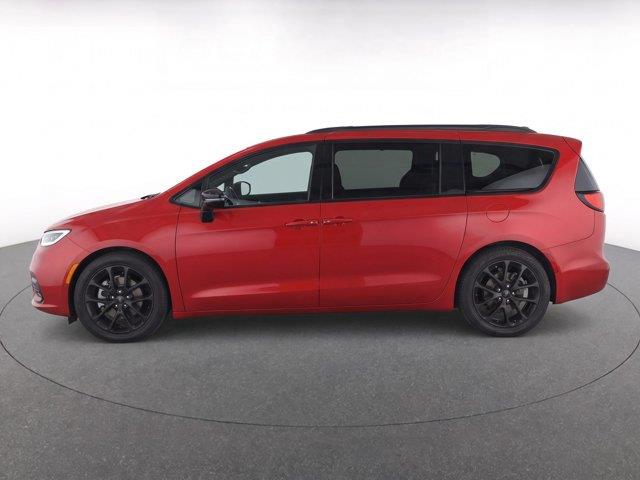 2025 Chrysler Pacifica - $38,269