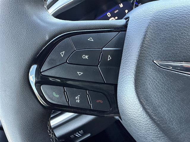 2025 Chrysler Pacifica - $33,995
