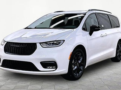 2025 Chrysler Pacifica Limited 4DR Mini-Van