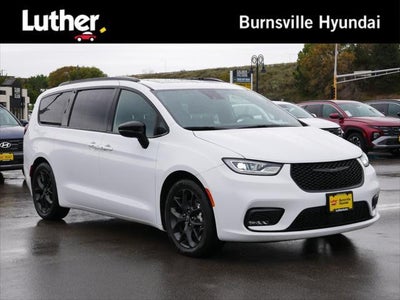 2026 Chrysler Pacifica Limited 4DR Mini-Van