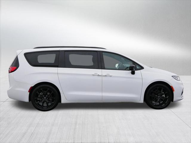 2026 Chrysler Pacifica - $31,698