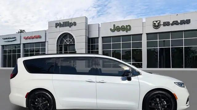 2026 Chrysler Pacifica Limited