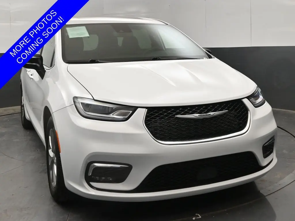 2026 Chrysler Pacifica - $36,980