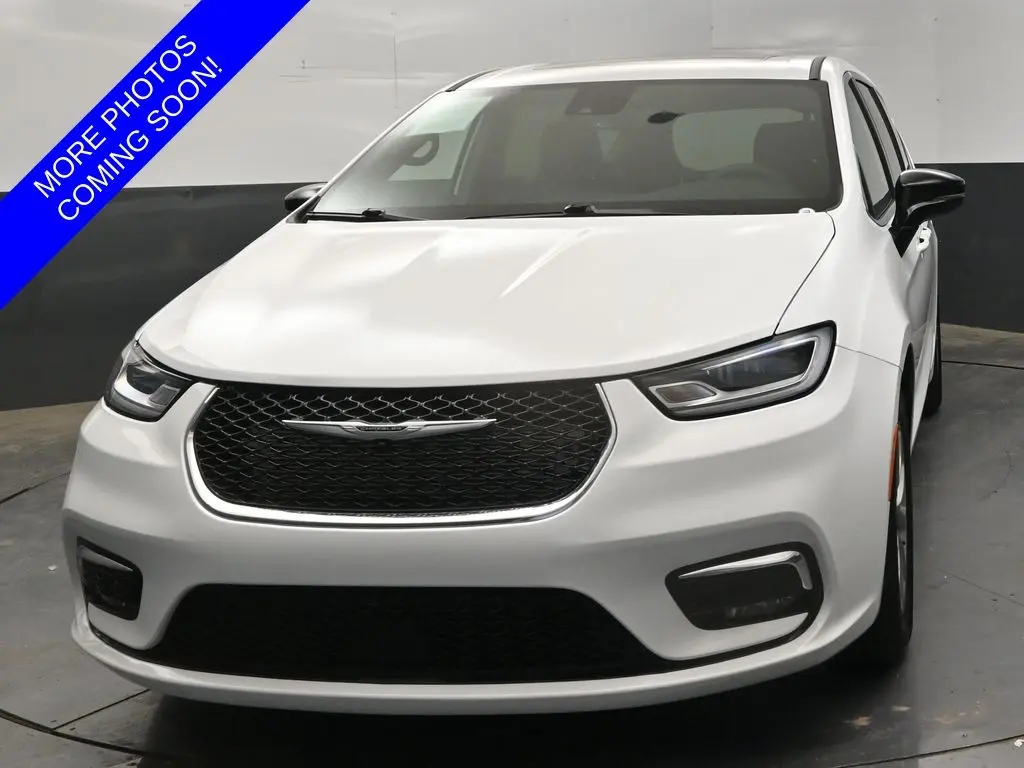 2026 Chrysler Pacifica - $36,980