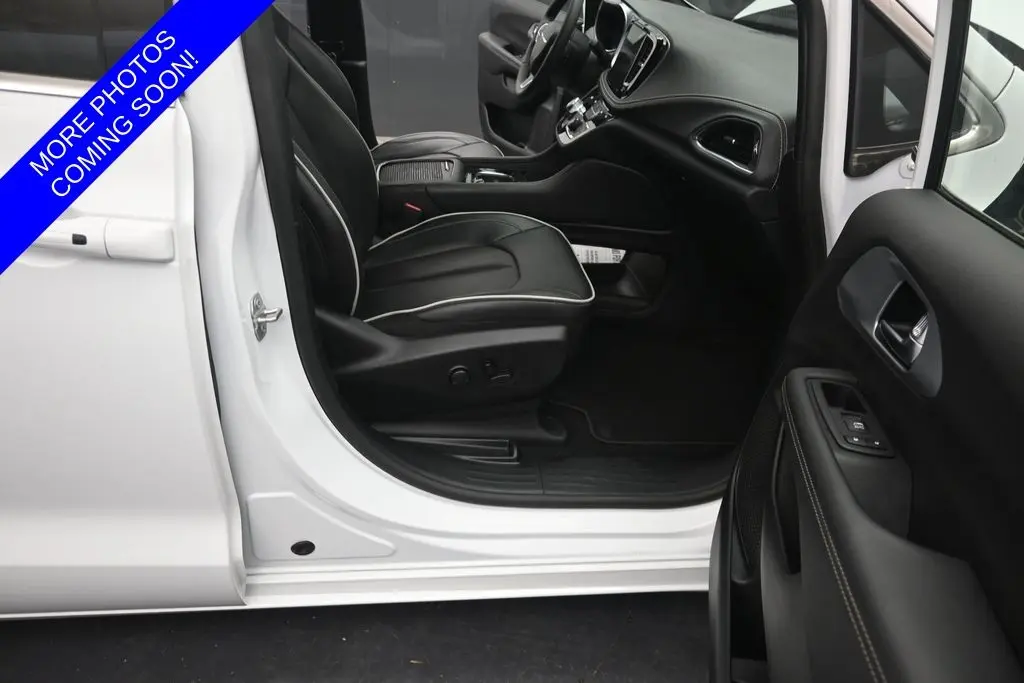 2026 Chrysler Pacifica - $36,980