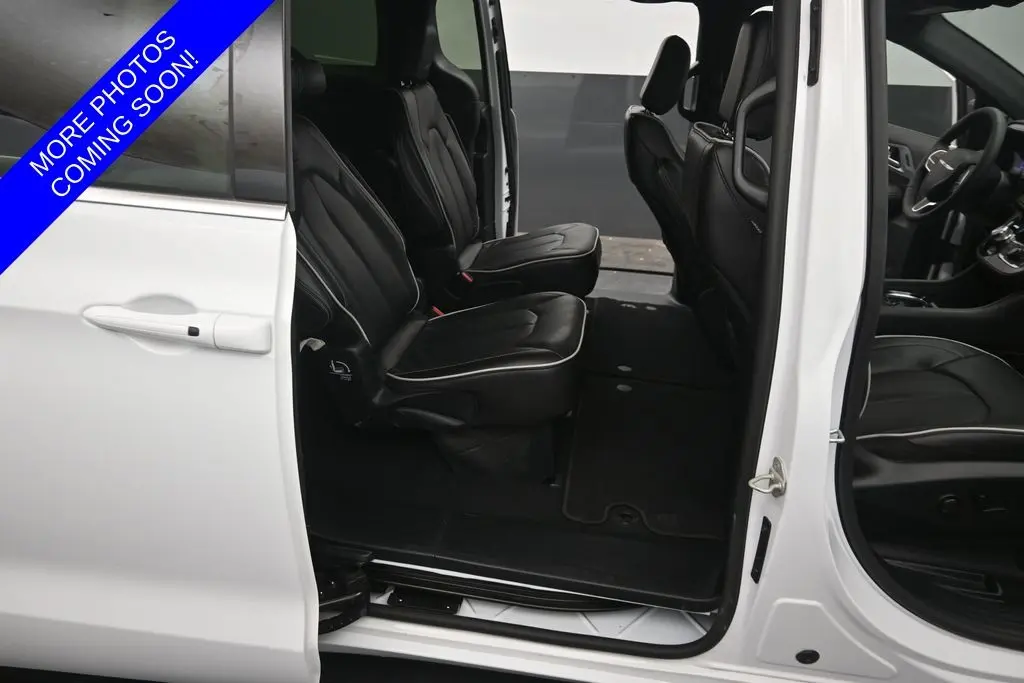 2026 Chrysler Pacifica - $36,980